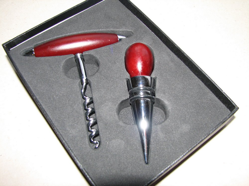 foto Dvoud�ln� souprava na serv�rov�n� v�na